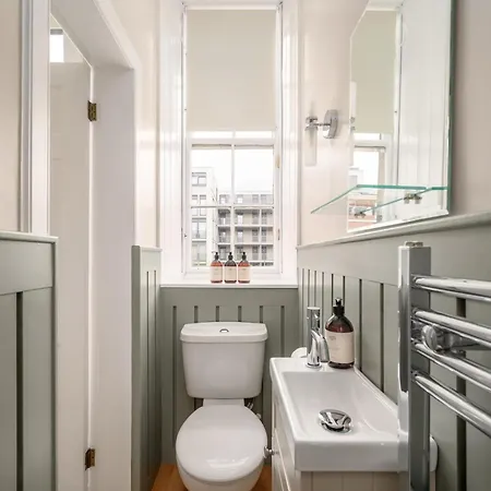 Gilmore Townhouse Edinburgh