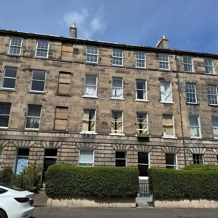 Apartament Edinburgh Pleasance Apartment 4 Bedrooms 7 Beds