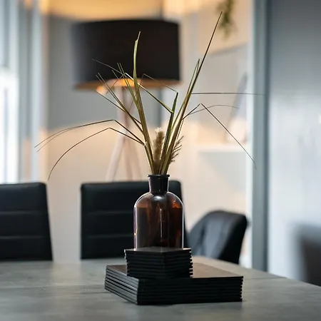 Centre, 3br Home, Next To Tram Stop, Sleeps7 Edimburgo