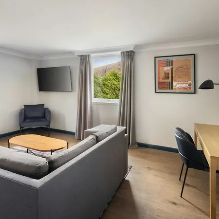 Marriott Holyrood 4*