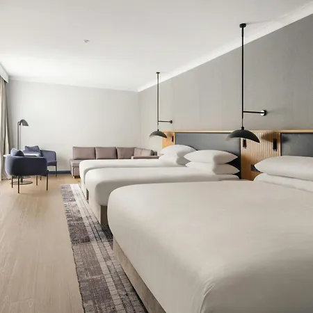 Szálloda Marriott Holyrood 4*