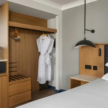 Marriott Holyrood Szálloda 4*