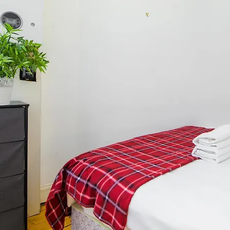 And Inviting 2 Bedroom Perfect For Festival شقة إدنبرة