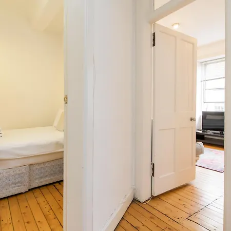 And Inviting 2 Bedroom Perfect For Festival شقة