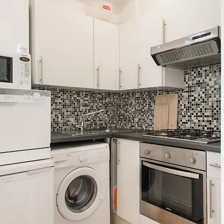 And Inviting 2 Bedroom Perfect For Festival شقة *