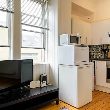 Apartamento And Inviting 2 Bedroom Perfect For Festival *