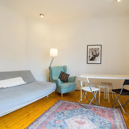 Apartamento And Inviting 2 Bedroom Perfect For Festival
