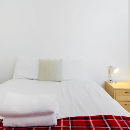 And Inviting 2 Bedroom Perfect For Festival *