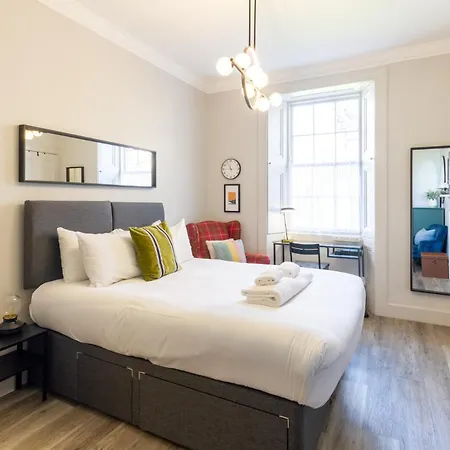 Apartment Chic 1bd Flat - Wviews Of Castle! *