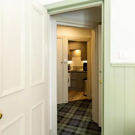 Chic 1bd Flat - Wviews Of Castle! *