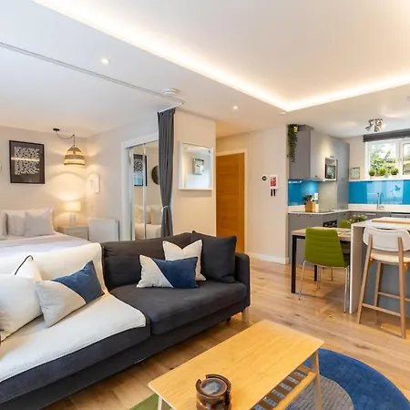 Heavenly Pad Retreat 300m To With Fast Links To Centre Edimburgo