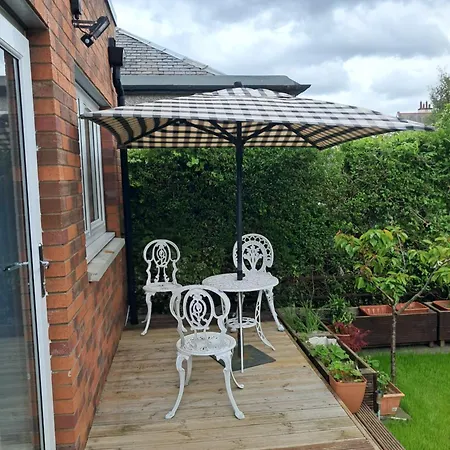 Alloggio in famiglia The Retreat Edinburgh, 2-minute Walk To Bus Stop Edimburgo
