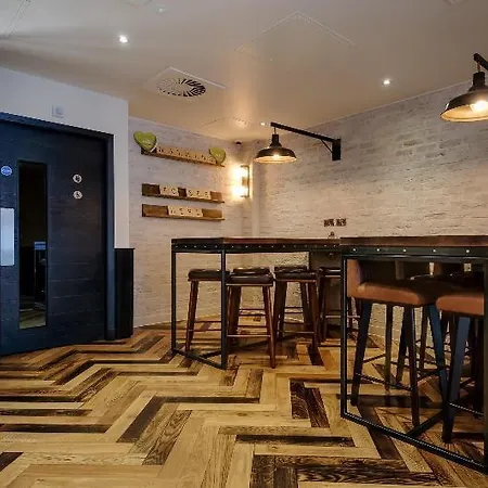 Hub By Premier Haymarket Edinburgh