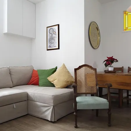 아파트 Quiet Ground Floor Mews Flat And Parking 에든버러