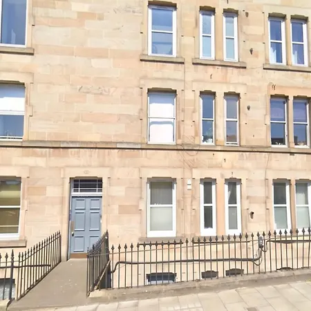 Cosy And Modern In * Edinburgh