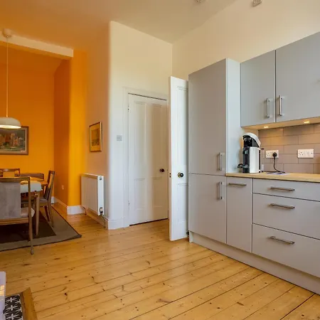 Appartement Newly Renovated 1 Bedroom Near Charming Newhaven *