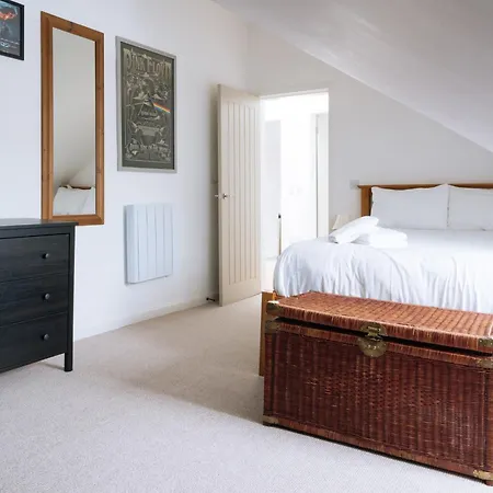 & Modern 2bd Flat - Appartement
