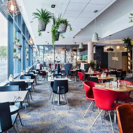 Hotel Novotel Centre 4*