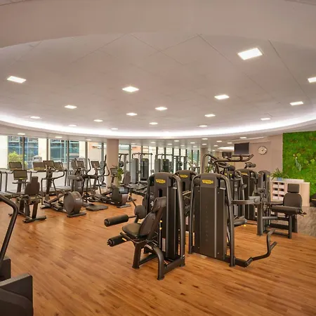 Sheraton Grand & 5*
