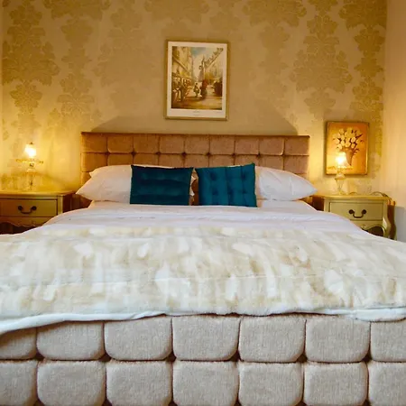 Boutique On Royal Mile - Sleeps 4 * Edimburgo