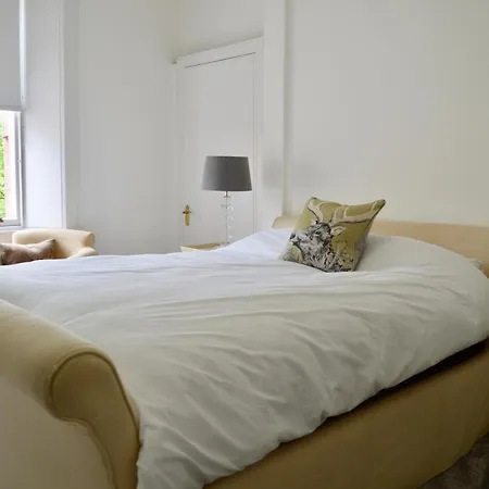 Stylish 2 Bedroom Bruntsfield In إدنبرة