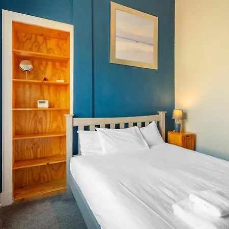 Bright 1 Bedroom Near Centre Апартаменты
