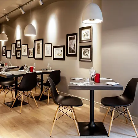 Отель Ibis Centre South Bridge - Royal Mile