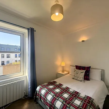 Apartment Modern Broughton - Walk To New Town, Centre And St Quarter *