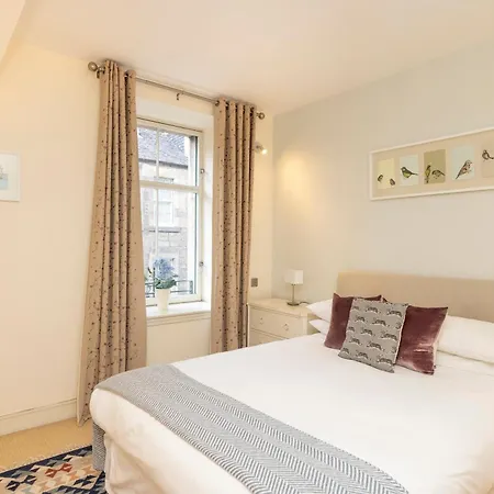 Apartamento New Town Elegant 2-bedroom In The Heart Of The *