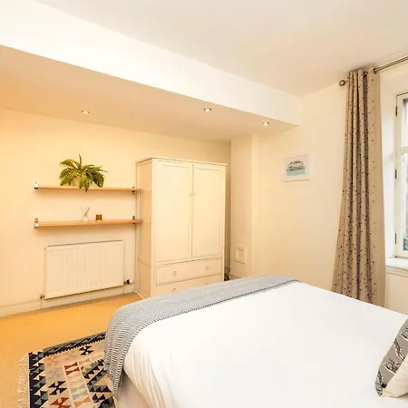 Apartamento New Town Elegant 2-bedroom In The Heart Of The *