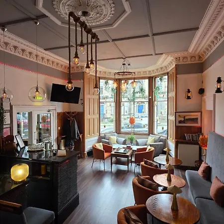 Hotel No32