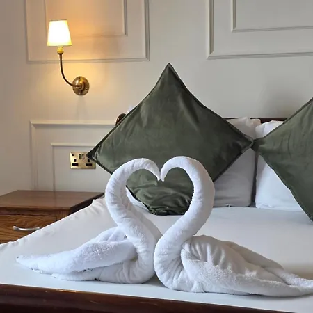 Hotel No32 3*