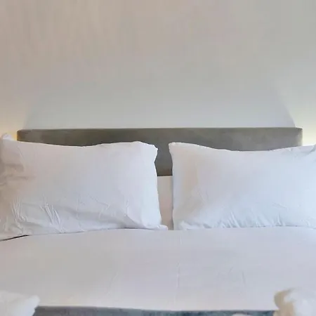 Guestready - Stylish W/ Parking Near * Edinburgh