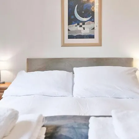 Guestready - Stylish W/ Parking Near