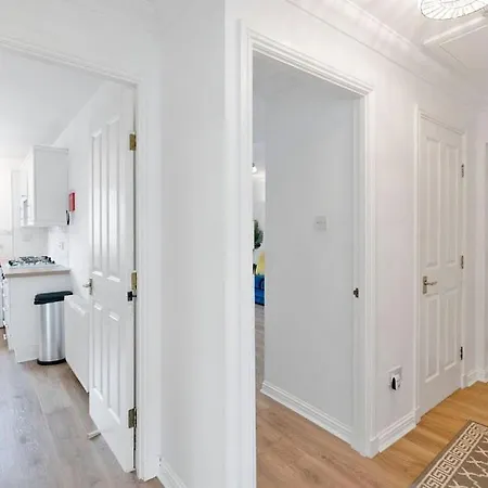 Guestready - Stylish W/ Parking Near Apartment