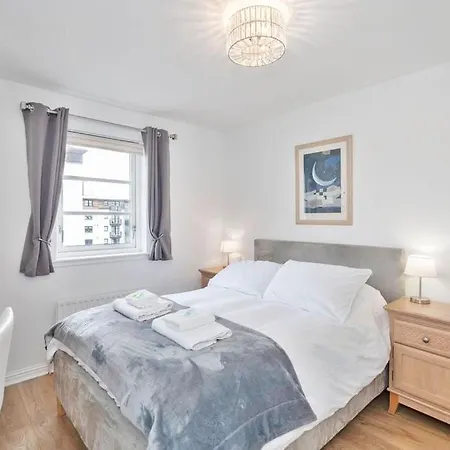 Guestready - Stylish W/ Parking Near Apartment