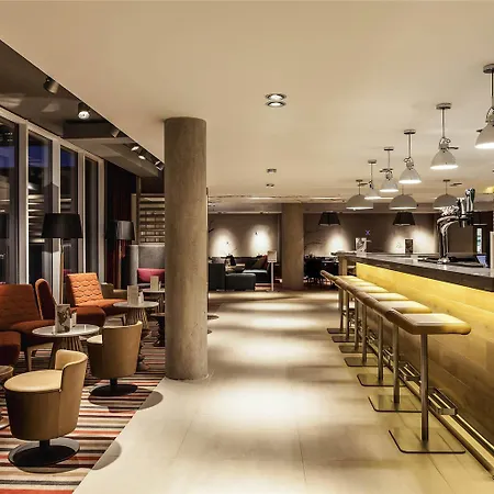 מלון Ibis Centre South Bridge - Royal Mile אדינבורו