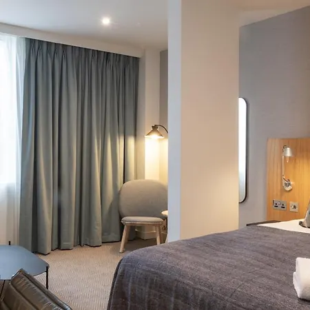 Apex Of Hotel