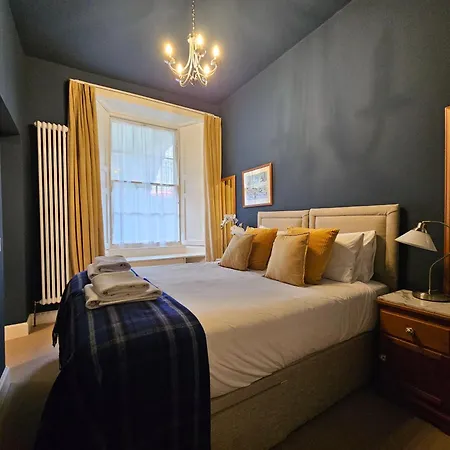 Apartment Charming Hideaway In Centre