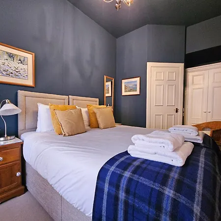 Charming Hideaway In Centre Edynburg