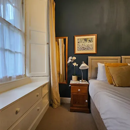 Charming Hideaway In Centre * Edynburg