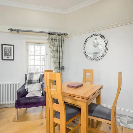 Appartement Historic Ramsay Garden With Balcony Views - Pass The Keys *