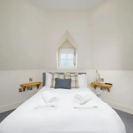 Appartement Historic Ramsay Garden With Balcony Views - Pass The Keys *