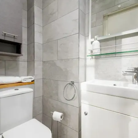 Appartement Historic Ramsay Garden With Balcony Views - Pass The Keys *