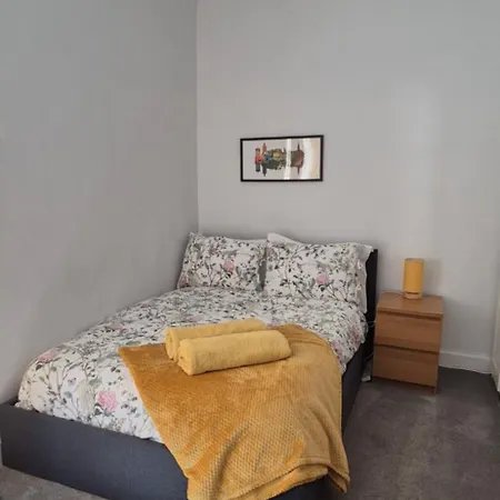 Apartament Beautiful Ground Floor Flat Near Haymarket *