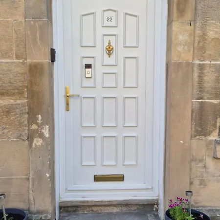 Apartament Beautiful Ground Floor Flat Near Haymarket *