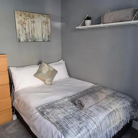 Apartament Beautiful Ground Floor Flat Near Haymarket