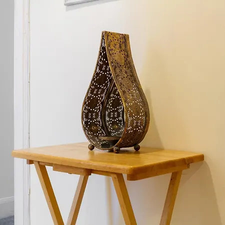 Charming 2bd Flat 10 Minutes To Castle Edimburgo