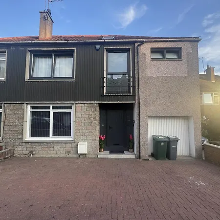 House Aurora *