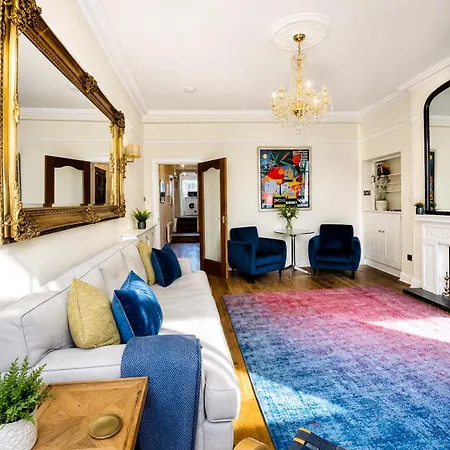 Stunning Royal Mile 2 Bedroom Edimburgo